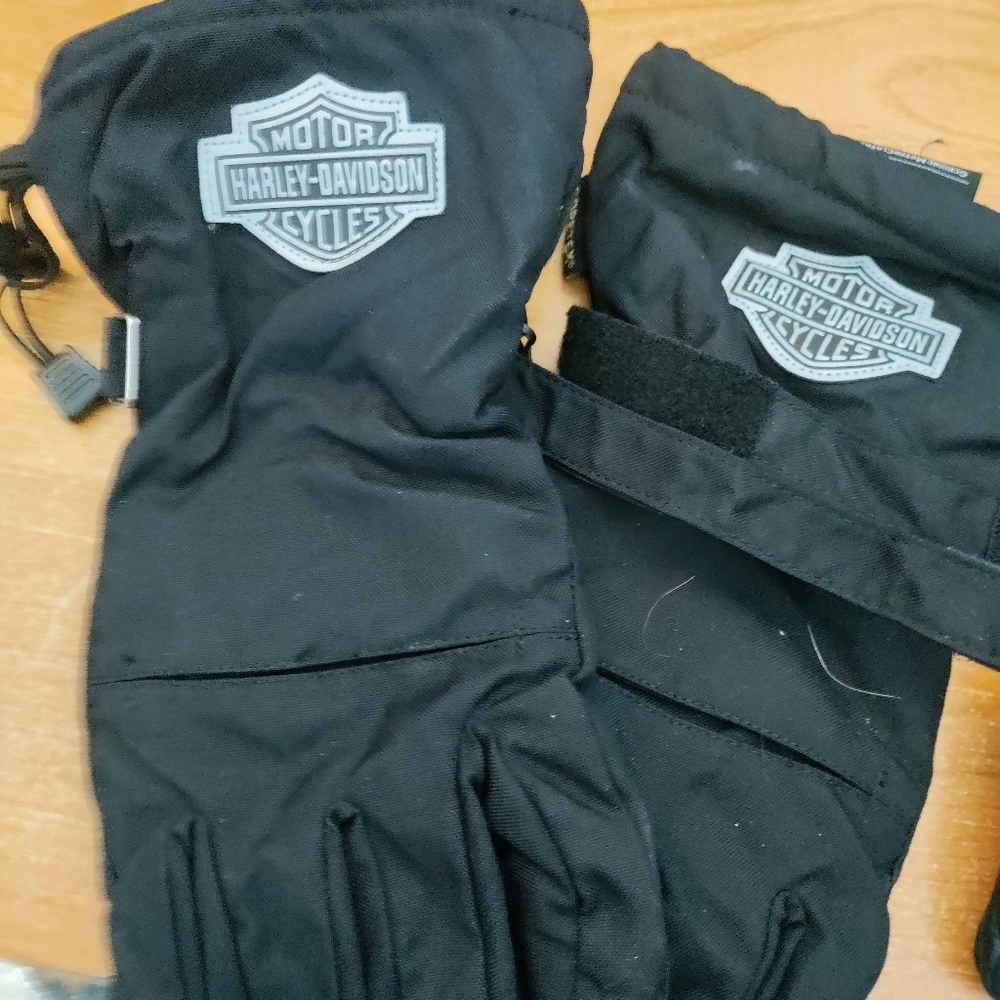 SOLD Harley Davidson gloves